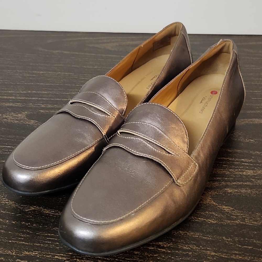 Clarks Penny Loafer Bronze Matelic Size 11